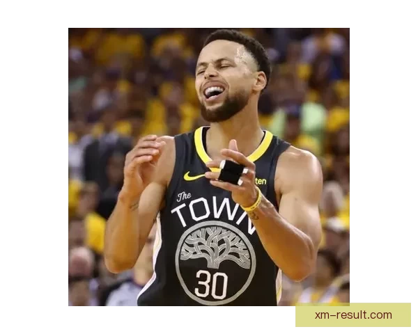 小卡手腕带伤征战猛龙全场坚持展现顽强斗志